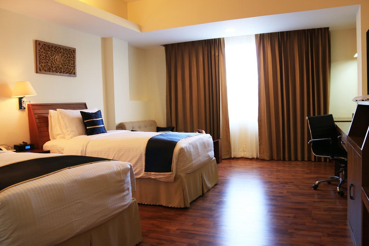 Eastern Palace Hotel Mandalay Exterior foto